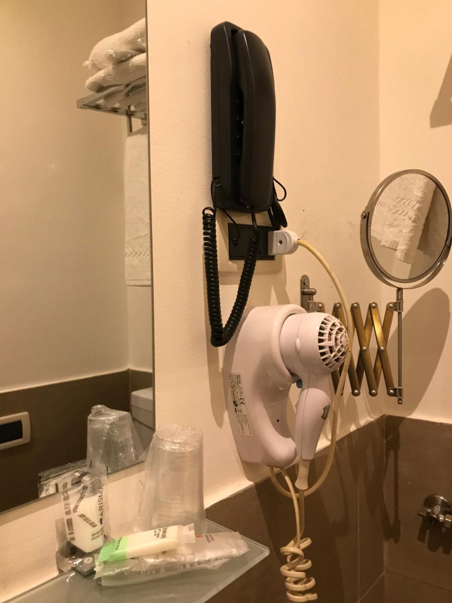 Albergo Parigi Genoa Ngoại thất bức ảnh